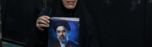 Нови врховни вођа Ирана Мојтаба Хамнеи пребачен у Москву на тајну операцију