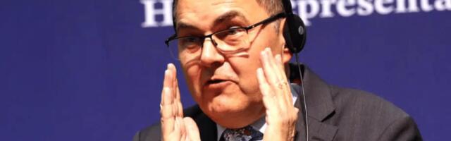 Od likovanja do spornih odluka: Kako se reaguje na Šmitovu ostavku u RS, a kako u Federaciji BiH?