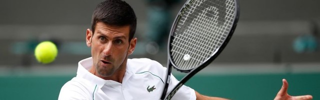 Četiri prepreke pale, još tri do titule: Đoković protutnjao do četvrtfinala Vimbldona