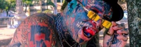 Potpuno istetovirani Brazilac predstavio slike iz vremena kad je bio "normalan"