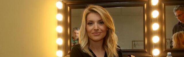 Mala Anđelka: Preslatka je! (FOTO)