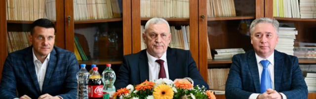 ​Балинт посетио Институт за повртарство у Смедеревској Паланци