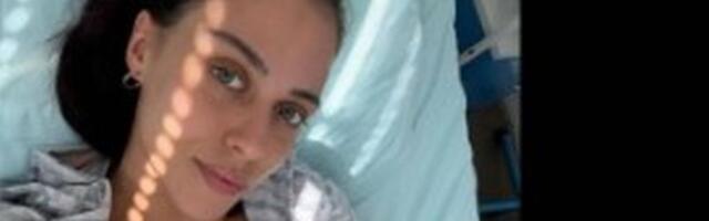 Naša pevačica (29) ponovo u bolnici! Pre mesec dana hitno joj ugradili stent, sada objavom zabrinula sve