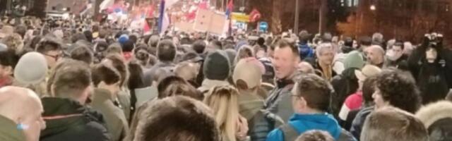 Studenti u blokadi se izvinili RTS - u (FOTO)