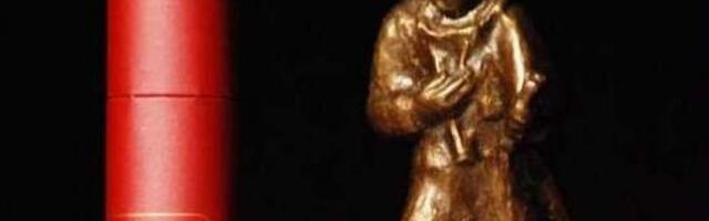 STATUETE "JOAKIM VUJIĆ" GORICI POPOVIĆ I BITEFU: Poznati dobitnici nagrada Knjaževsko-srpskog teatra iz Kragujevca
