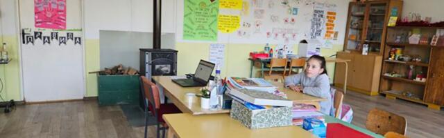 Marija u školi nema nijednog drugara! Jedini je đak u selu u Srbiji: Evo šta su smislili da bi imala društvo