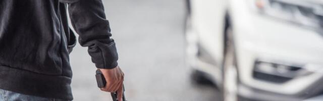 Uhapšen Nišlija: Pokušao da opljačka čoveka uz pretnju replikom pištolja!