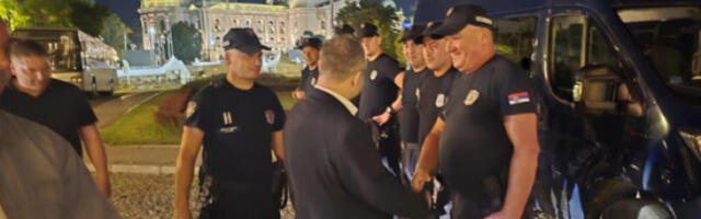 Дачић: Захвалан сам полицајцима који су били на високом нивоу професионализма данас