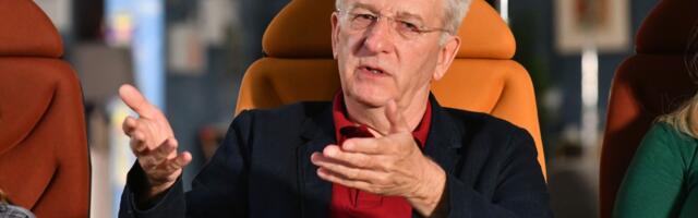 Sina smo gledali u seriji "Žigosani u reketu", a ovo je SUPRUGA Branimira Brstine koju vešto krije od radoznalih očiju javnosti! (FOTO)