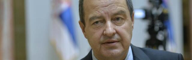 Dačić: Referendumom odlučivati i o vojnom roku i kovid propusnicama