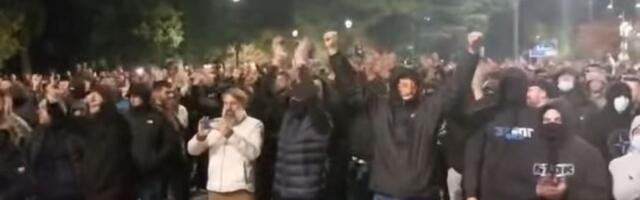 Crna Gora krenula srpskim stopama: Protest ispred Vlade, građani uzvikivali "Turci, napolje" (VIDEO)