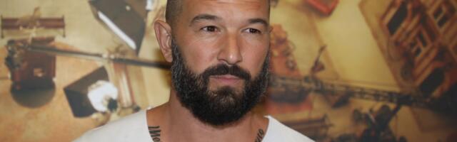 "Čuo sam da ima drugog" Lakić se oglasio nakon raskida - napustio stan: "Bilo je neprijatno, pred detetom..."