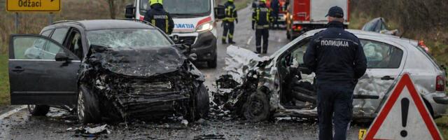 Tragedija na putu Ratkovo–Odžaci: jedna osoba poginula u sudaru