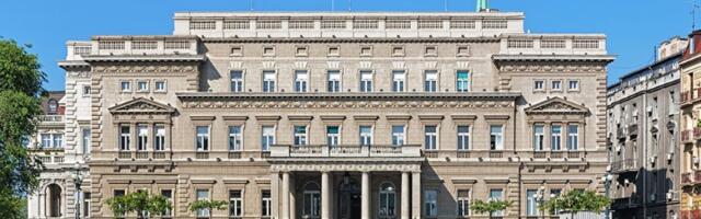Grad Beograd izašao iz vlasništva u Lastri pre poziva za privatizaciju