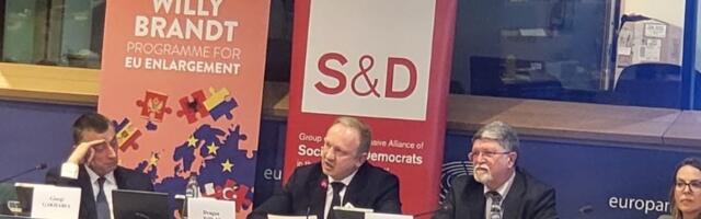 Đilas: Srbija se već 13 godina ne pridružuje Evropskoj uniji, ona se od nje udaljava