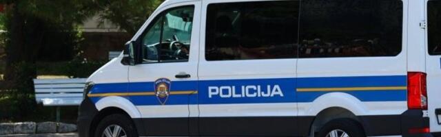 Bacio heroin policiji pred noge: Propali pokušaj sakrivanja dokaza dilera iz Foče