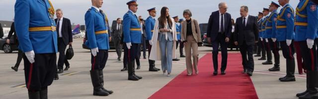 Ivica Dacic and Tamara Vucic see Swiss president off at Belgrade airport: Key innovation agreement signed