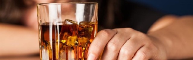 Sve više dokaza o vezi alkohola i kancera: Koliko pića je pogubno?