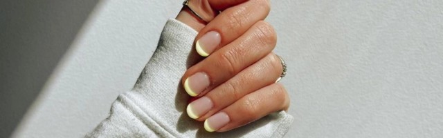 Neon french nails: Francuski manikir redefinisan je najživljim nijansama