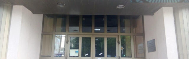 Nalepnice,,Studenti pobeđuju,, na Tehnološkom fakultetu