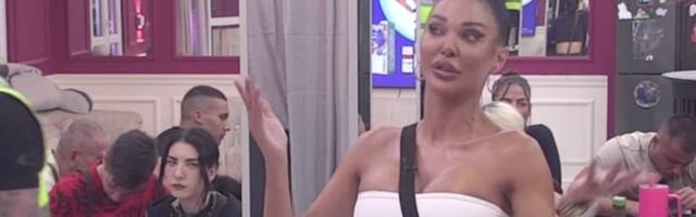 "Otac ti gleda intimne snimke" SKANDAL U ELITI: Stanija se obrušila na Maju, ona joj brutalno uzvratila: " Brat ti ćelavi zbog golotinje"