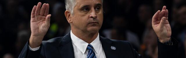 Kokoškov u problemu: Fener savladao Efes