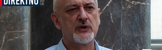 Rade Panić: Da li neko prodaje naše telo za četvrtu fazu ispitivanja vakcine?