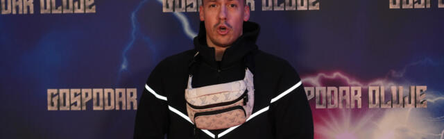 (VIDEO) Čuveni MMA borac udario Baku Praseta! Influenser pao i krenuo da jauče