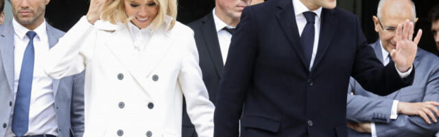 NA SVOJOJ KOŽI JE OSETILA VANSERIJSKU GOLGOTU! Makronova žena ogolila DUŠU kao nikada u životu - LEDI SE KRV U ŽILAMA! (FOTO)