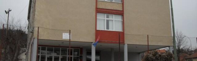 SVI MI SE SMEJU, NIKO NE VIDI ZA ŠTA SAM SPOSOBAN! Zastrašujuće pretnje stigle na adresu škole: Nemam budućnost, imam oružje, ODNEĆU ŠTO VIŠE ŽIVOTA