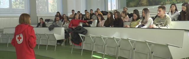 Предавање „Безбедност на друштвеним мрежама у циљу сузбијања трговине људима” одржано на Агрономском факултету