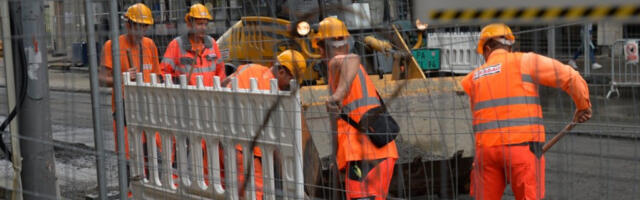 DANAS POČINJE REKONSTRUKCIJA GLAVNE ULICE U ZEMUNU: Radovi u tri faze, rok za završetak 300 dana