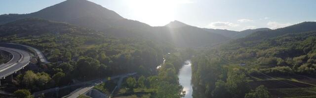 U Srbiji danas sunčano i veoma toplo, najviša temperature do 35 stepeni