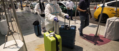 Osterholm: Narednih šest do dvanaest sedmica bit će najtamnije