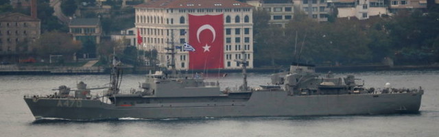 Руска војска прати бродове НАТО-а који су ушли у Црно море