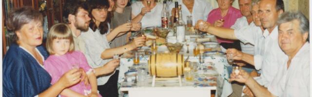 Roditelji devedesetih su imali poseban rečnik: Uz ove rečenice je odraslo svako dete u Srbiji