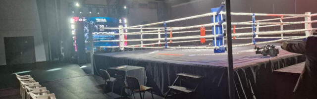 UDARA BRAT NA BRATA: Bokserski spektakl u Sočiju između boksera Rusije i Srbije