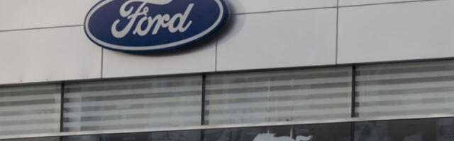 „Форд” повлачи 4,3 милиона возила у САД због проблема са софтвером
