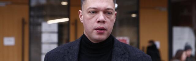 Šmrc, šmrc, kme, kme: Posle snimaka kako šmrče drogu oglasio se blokader Đurić: Kuka na sav glas, objavio sliku s majkom, ali... (VIDEO)
