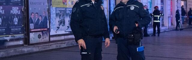 Mladić pijan i drogiran napravio rusvaj kod kafane u Velikoj Plani