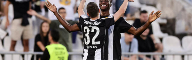 PARTIZANOVE BEBE NASTAVLJAJU DA DOMINIRAJU! Petarda crno-belih protiv IMT, probudio se Demba Sek! (FOTO,VIDEO)