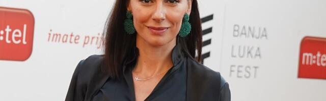 Sloboda Mićalović povećala usne: Estetski hirurg je razotkrio