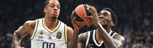PARTIZAN – FENERBAHČE Užasno poluvreme crno-belih! Šampion Evrope ima ogromnu prednost /VIDEO/
