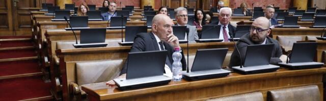 Opozicija započela izbornu kampanju mržnjom prema ženama: Ove sramne reči su danas uputili