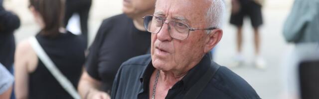 "Nosićeš duplu crninu!": Era zapretio pevačici - Skandal na Bajićevoj sahrani!