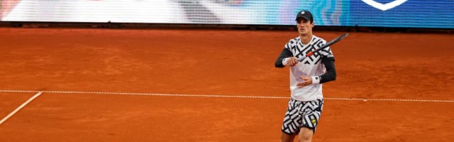 Milman zaustavio Danila Petrovića