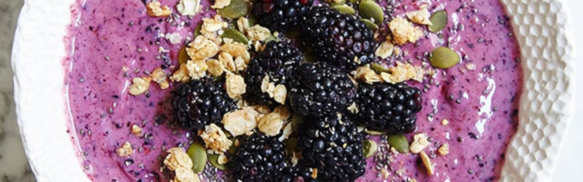 Smoothie od tri vrste bobičastog voća
