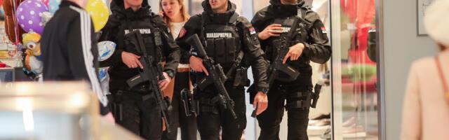 Kragujevčani o prisustvu žandarmerije u tržnom centru: Zastrašivanje sluđenog naroda