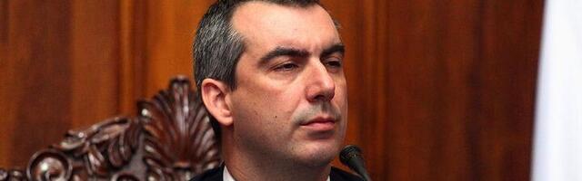 Kao u Palminom muzeju: Orlić dobio portret u Skupštini (FOTO)