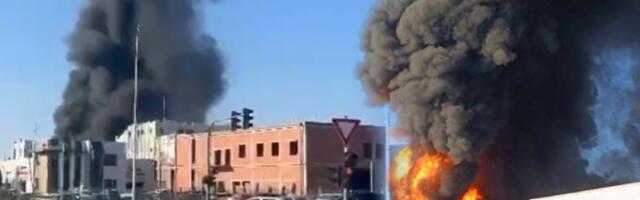 Leskovac pod sirenama! Požar u Neveni preti komšijama, evakuisani radnici Jure (VIDEO)